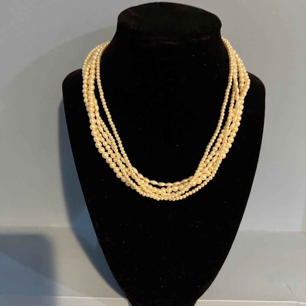 Vintage Marvella faux multi pearl necklace